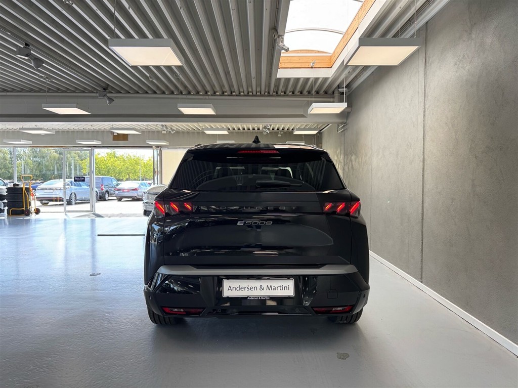 Peugeot e-5008 EL GT Pack 210HK 5d Aut. - Image 8