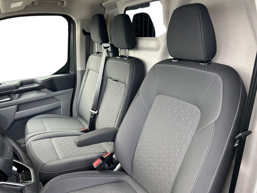 Ford Transit Custom 320 L1H1 2,0 EcoBlue Limited 170HK Van 8g Aut. - Image 10