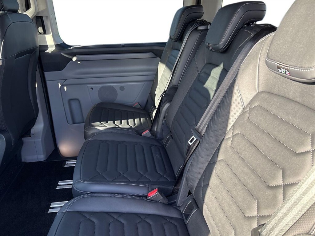 Ford E-Tourneo Custom 340 L2H1 EL Titanium X 218HK Aut. - Image 11