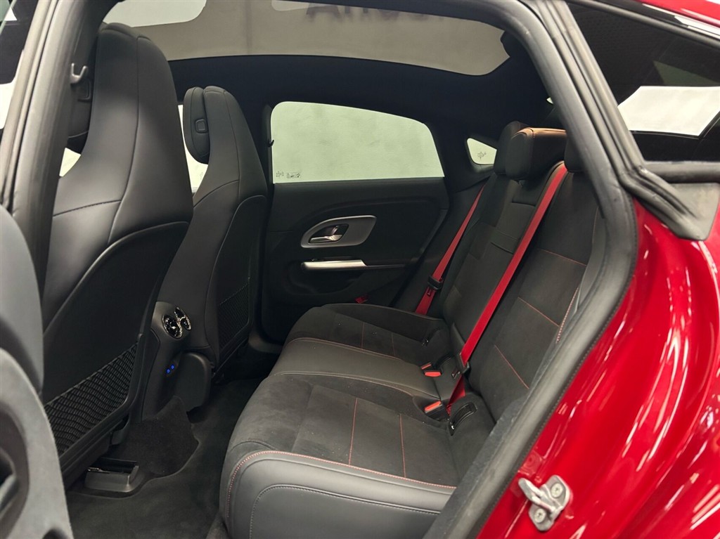 Mercedes-Benz CLA250+ EL AMG Line 272HK Aut. - Image 11