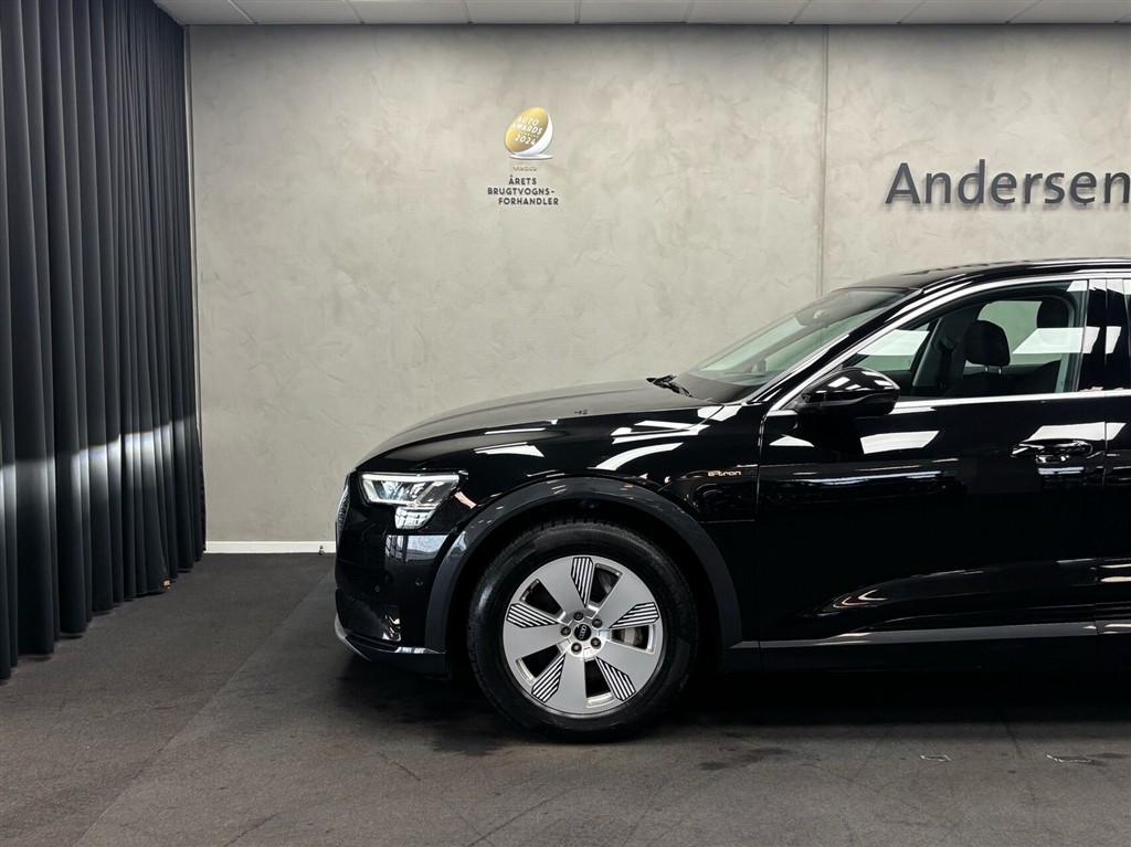 Audi E-tron 55 Advanced Quattro 408HK 5d Aut. - Image 4
