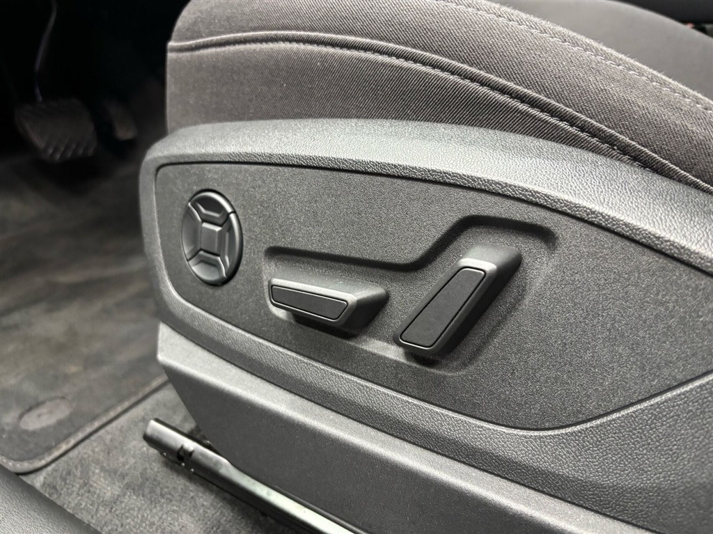 Audi E-tron 55 Advanced Quattro 408HK 5d Aut. - Image 14