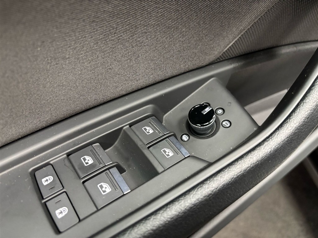Audi E-tron 55 Advanced Quattro 408HK 5d Aut. - Image 19
