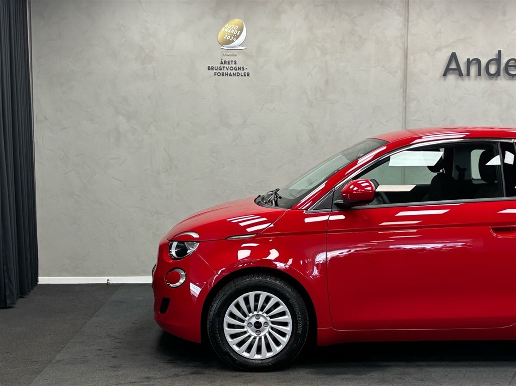 Fiat 500e EL RED 95HK 3d Aut. - Image 4