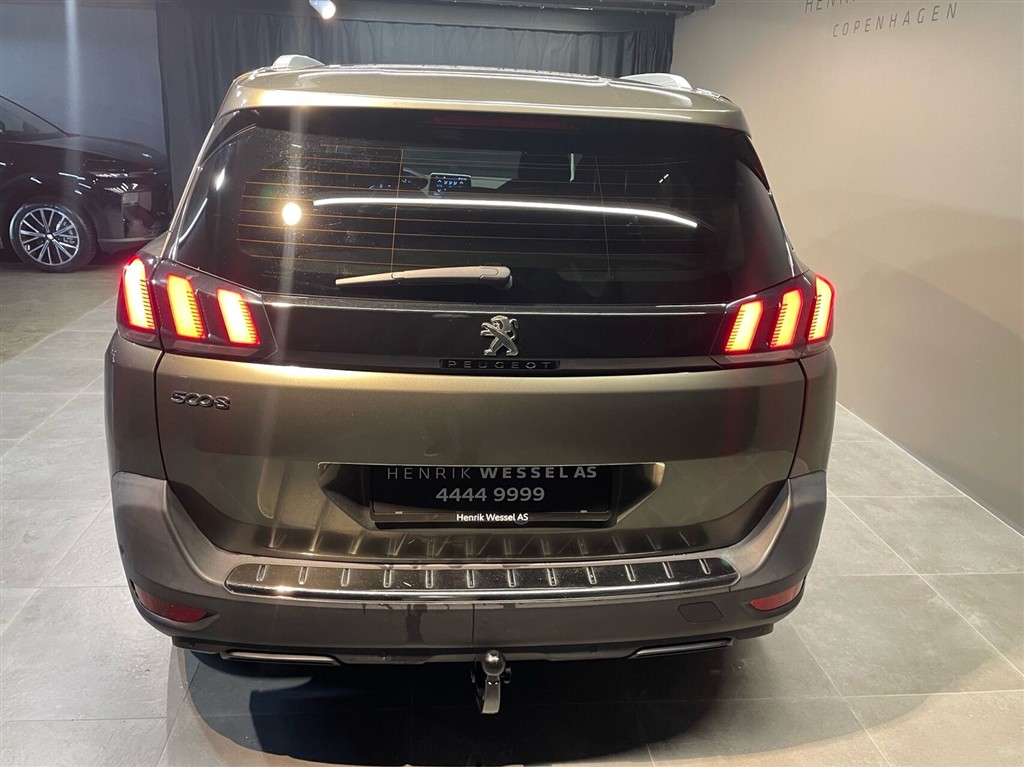 Peugeot 5008 1,5 BlueHDi Allure EAT8 130HK 5d 8g Aut. - Image 4