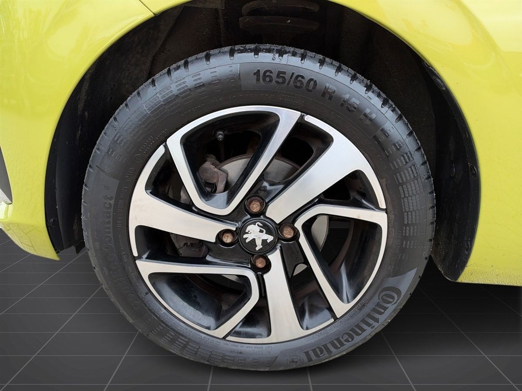 Peugeot 108 1,0 e-Vti Allure+ 72HK 5d - Image 6