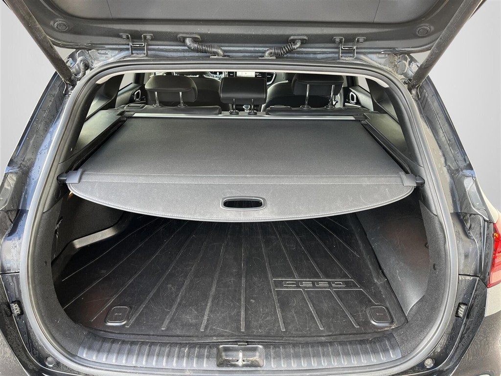 Kia Ceed SW 1,6 GDI PHEV Plugin-hybrid Upgrade DCT 141HK Stc 6g Aut. - Image 13