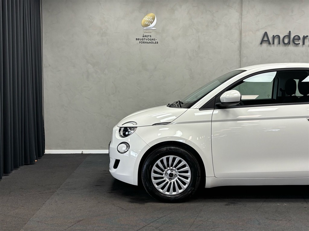 Fiat 500e EL 95HK 3d Aut. - Image 4