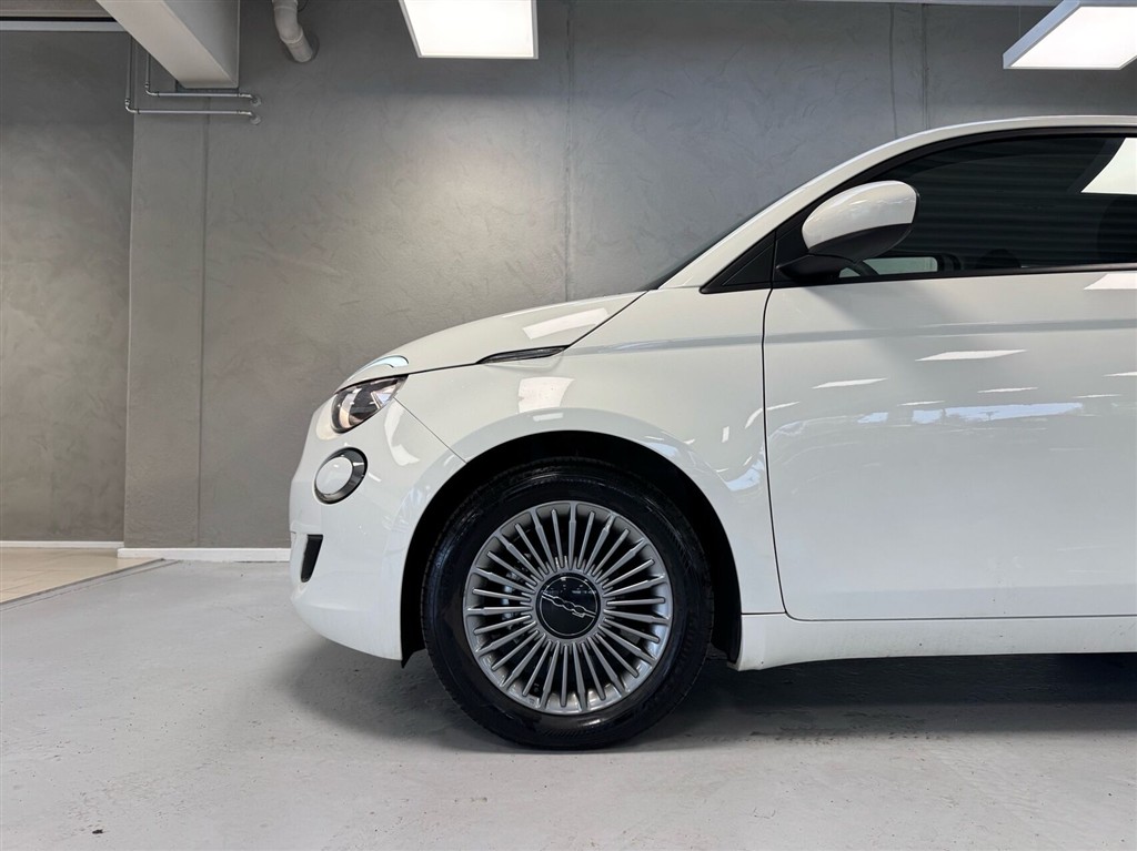 Fiat 500e EL Icon 95HK 3d Aut. - Image 4