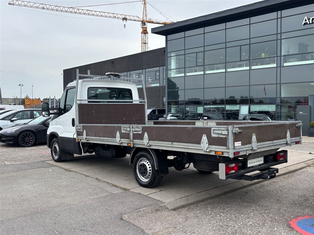 Iveco Daily 35S14 10,8m3 2,3 D 136HK Van 6g - Image 3