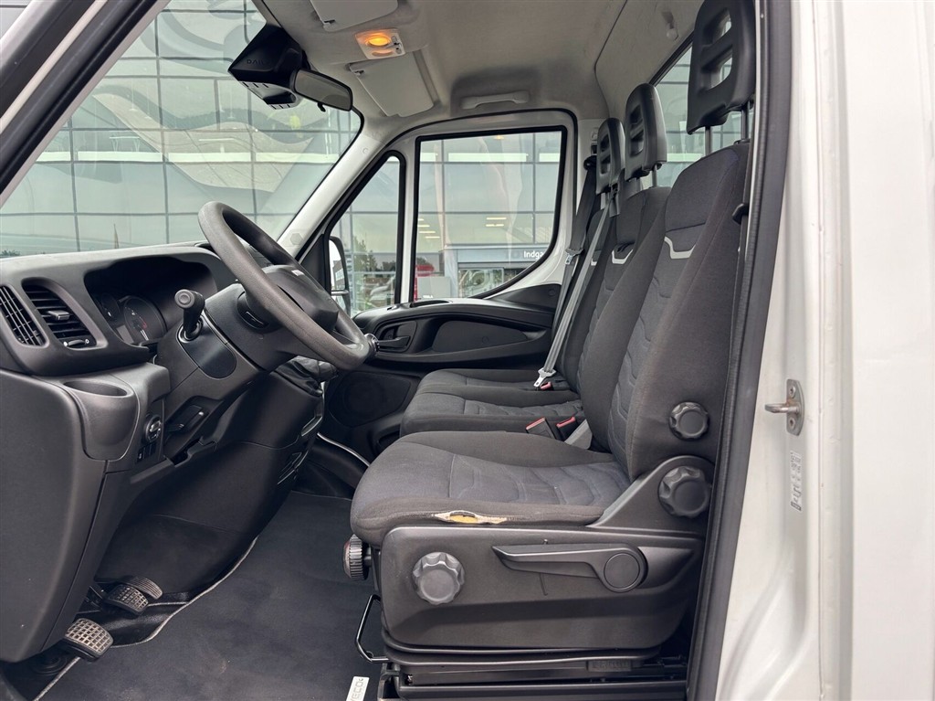 Iveco Daily 35S14 10,8m3 2,3 D 136HK Van 6g - Image 6