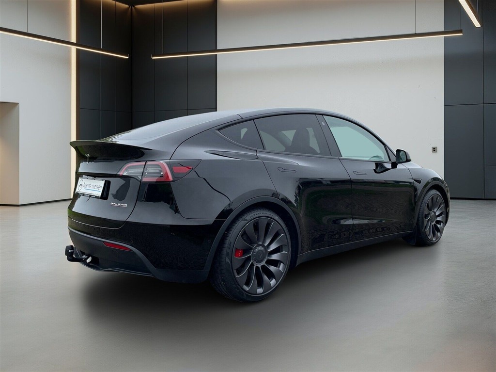 Tesla Model Y EL Performance AWD 534HK 5d Aut. - Image 4