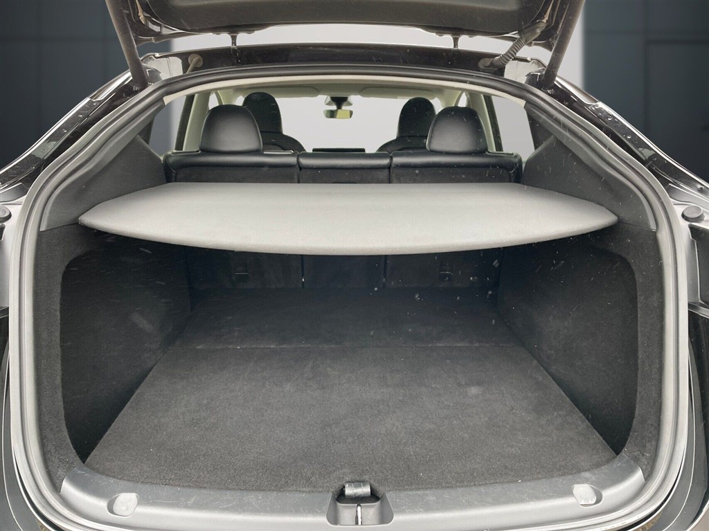 Tesla Model Y EL Performance AWD 534HK 5d Aut. - Image 8