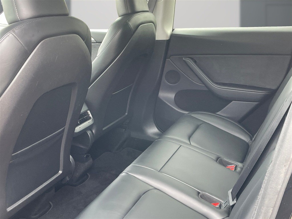 Tesla Model Y EL Performance AWD 534HK 5d Aut. - Image 12