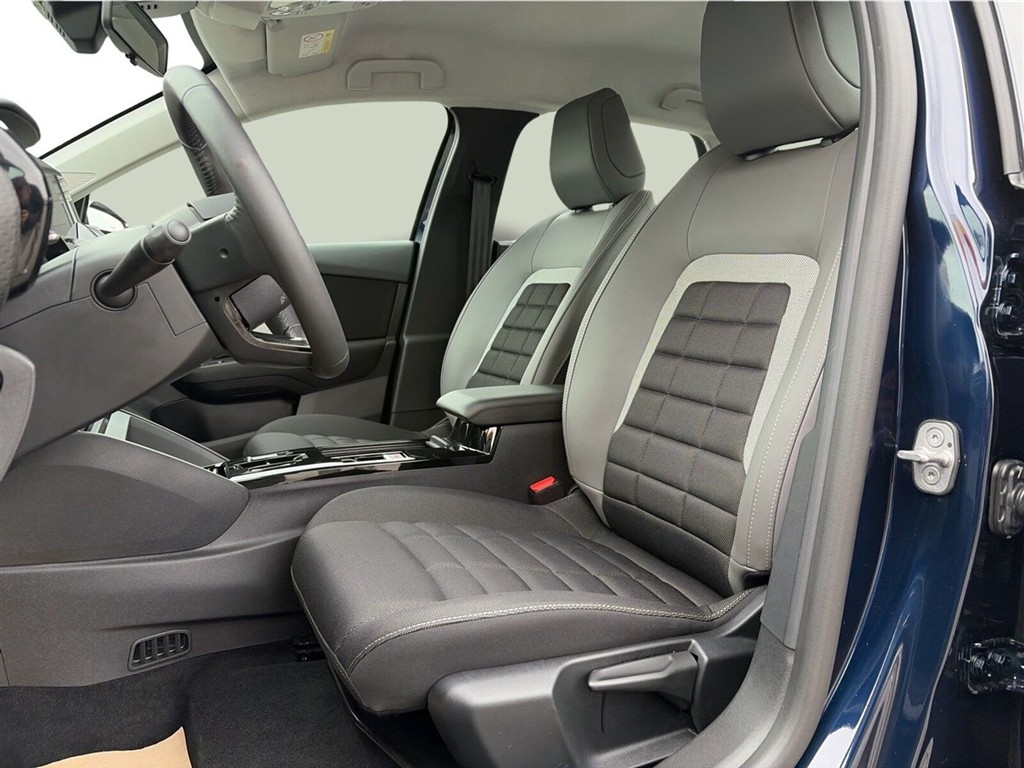 Citroën e-C4 X EL Plus 156HK 5d Aut. - Image 11