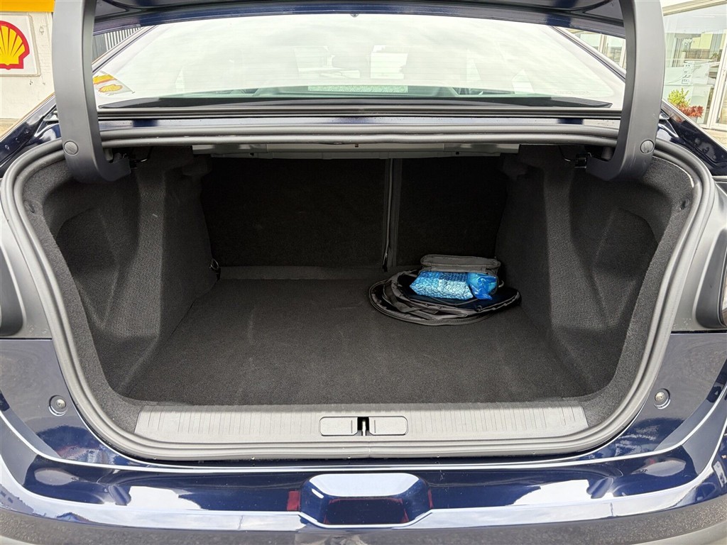 Citroën e-C4 X EL Plus 156HK 5d Aut. - Image 15