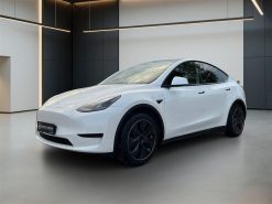 Tesla Model Y EL RWD 299HK 5d Aut.