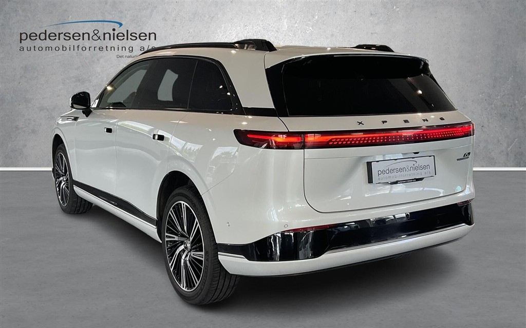 Xpeng G9 EL Performance AWD 551HK 5d Aut. - Image 3