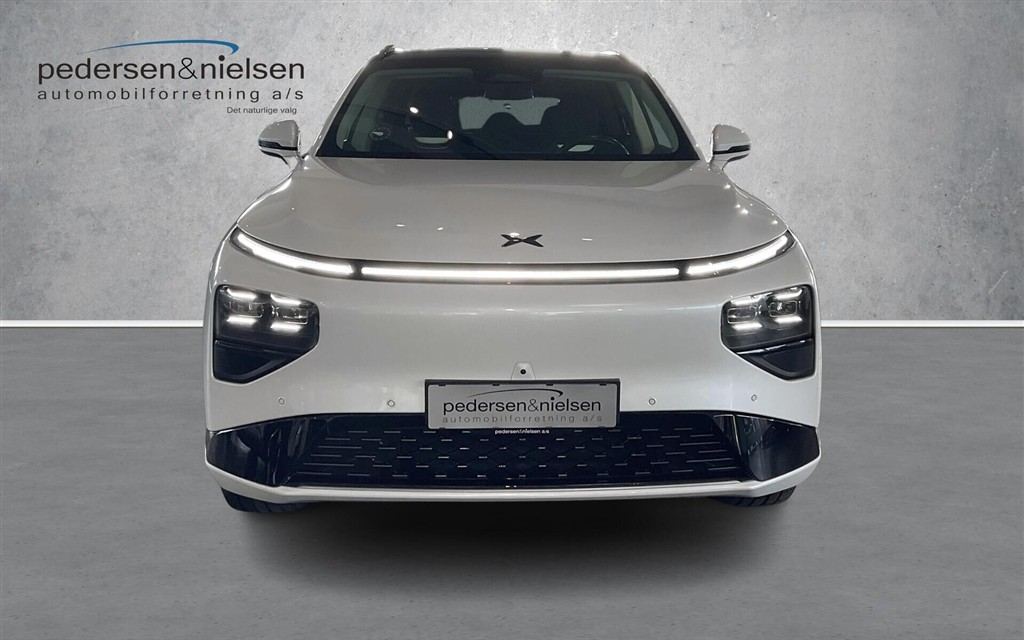 Xpeng G9 EL Performance AWD 551HK 5d Aut. - Image 8