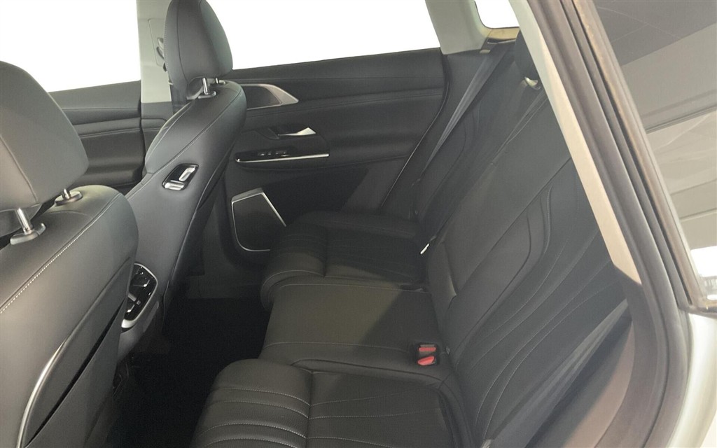 Xpeng G9 EL Performance AWD 551HK 5d Aut. - Image 10