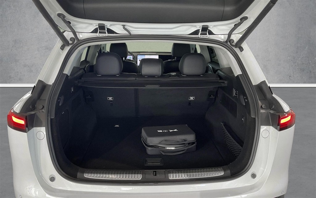 Xpeng G9 EL Performance AWD 551HK 5d Aut. - Image 17