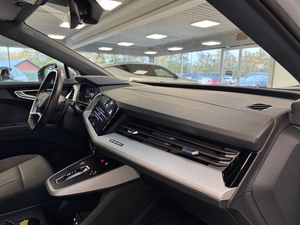 Audi Q4 35 E-tron 170HK 5d Aut. - Image 9
