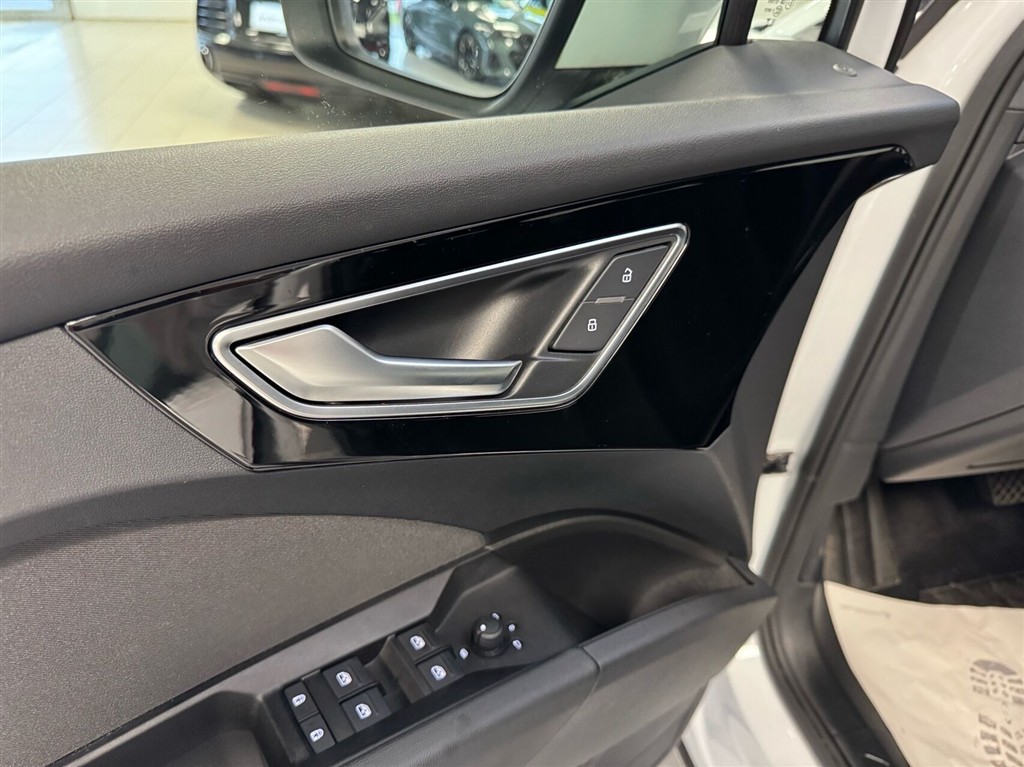 Audi Q4 35 E-tron 170HK 5d Aut. - Image 12