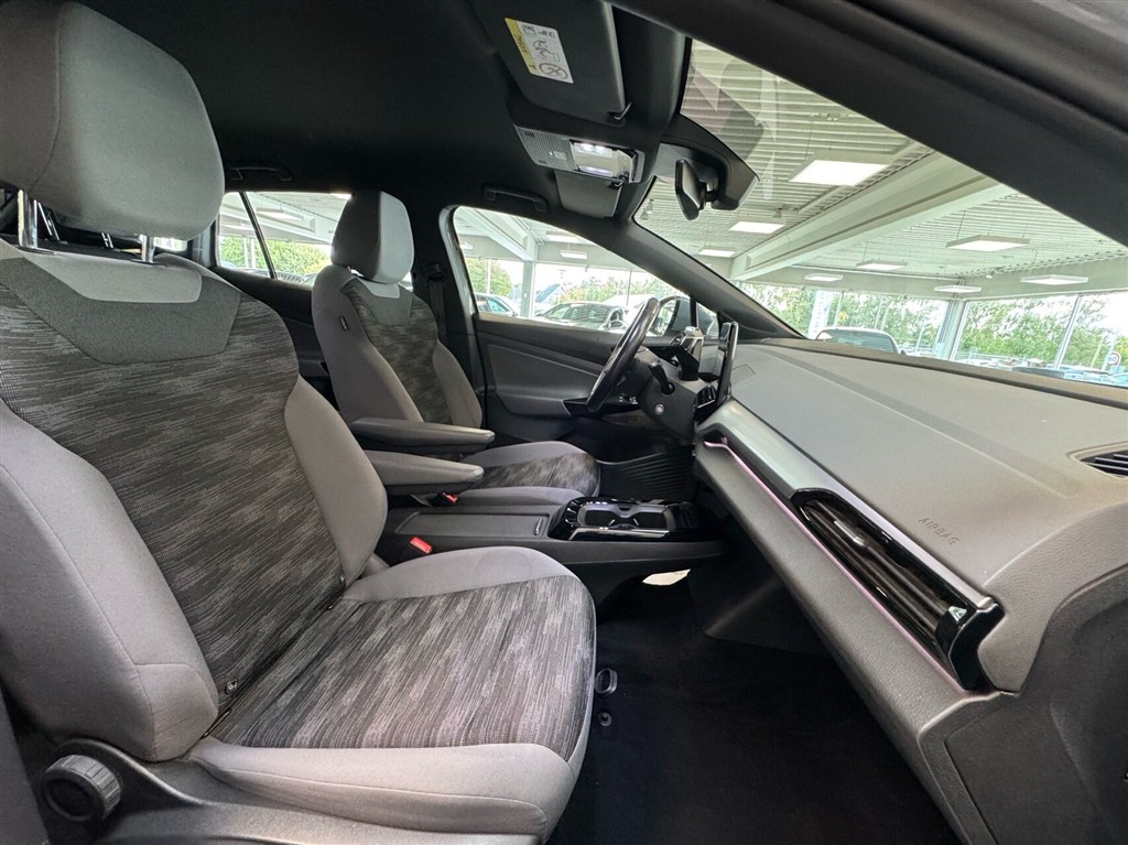 VW ID.4 EL Pure 148HK 5d Aut. - Image 9