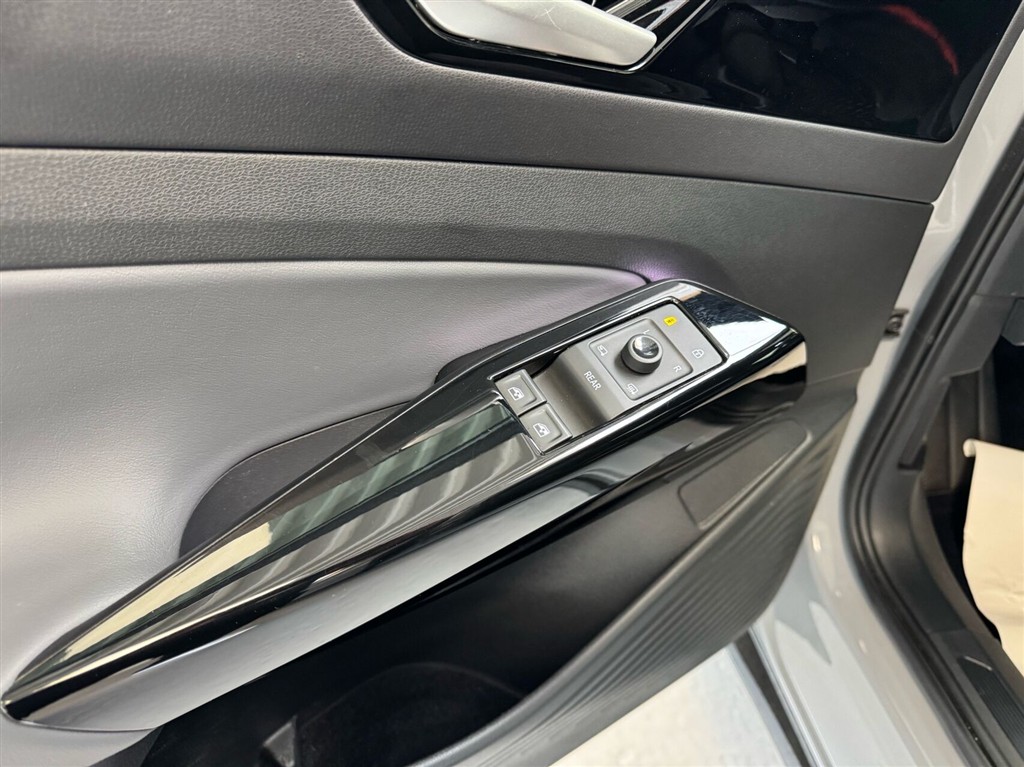 VW ID.4 EL Pure 148HK 5d Aut. - Image 12