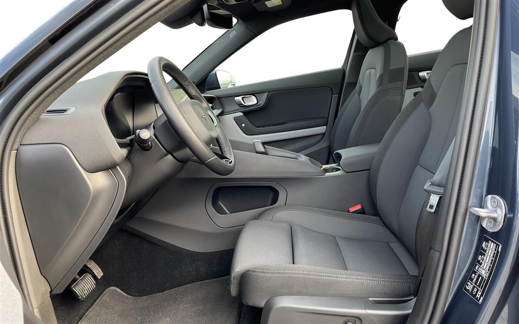 Polestar 2 EL Long Range Plus AWD 408HK 5d Aut. - Image 9