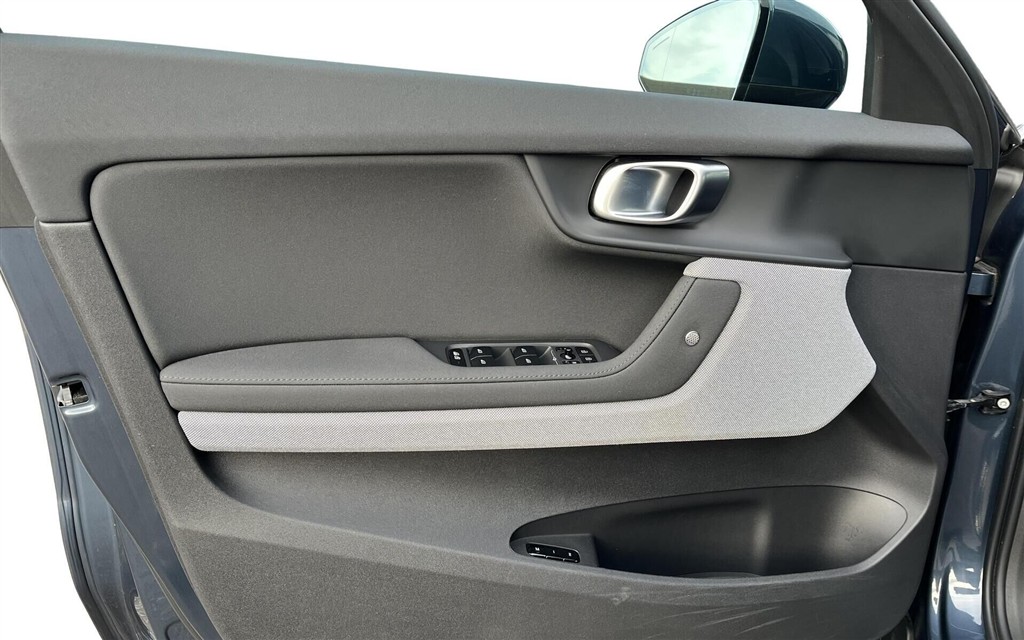Polestar 2 EL Long Range Plus AWD 408HK 5d Aut. - Image 15