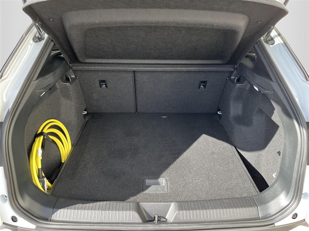 VW ID.4 EL Pro Performance 204HK 5d Aut. - Image 11