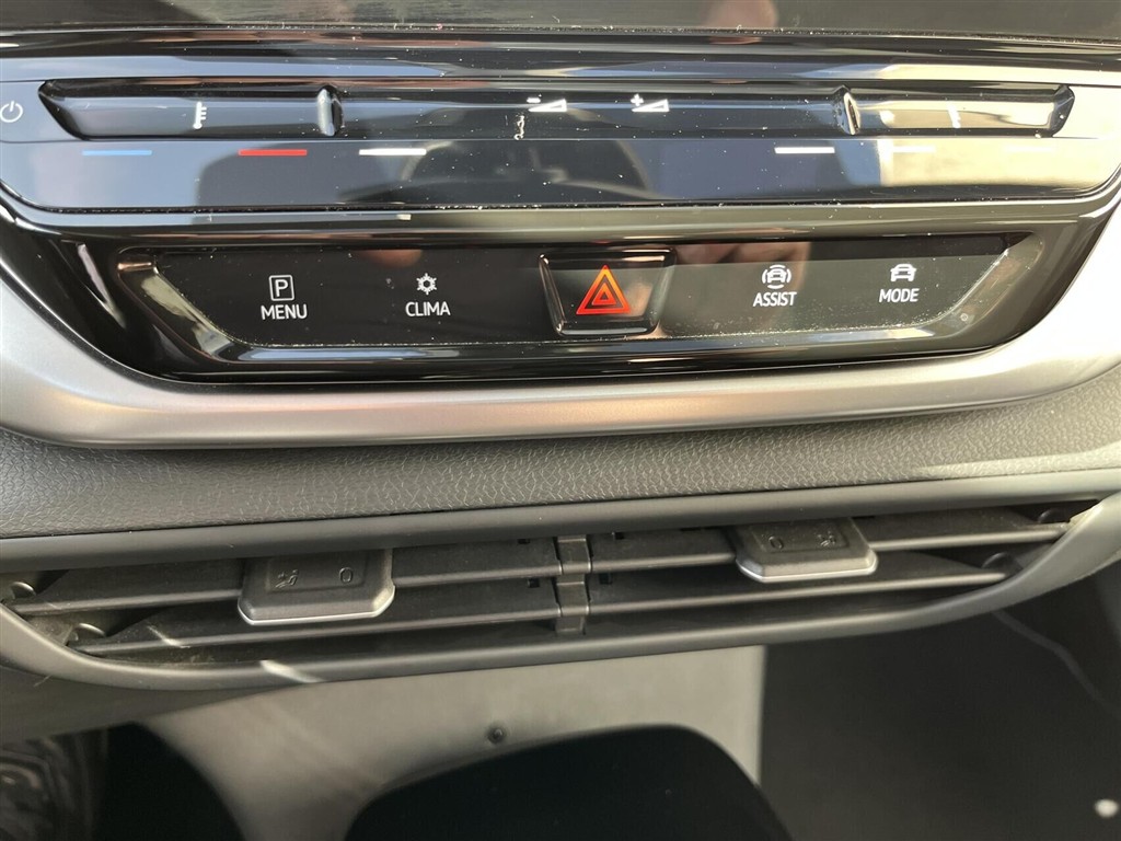 VW ID.4 EL Pro Performance 204HK 5d Aut. - Image 17