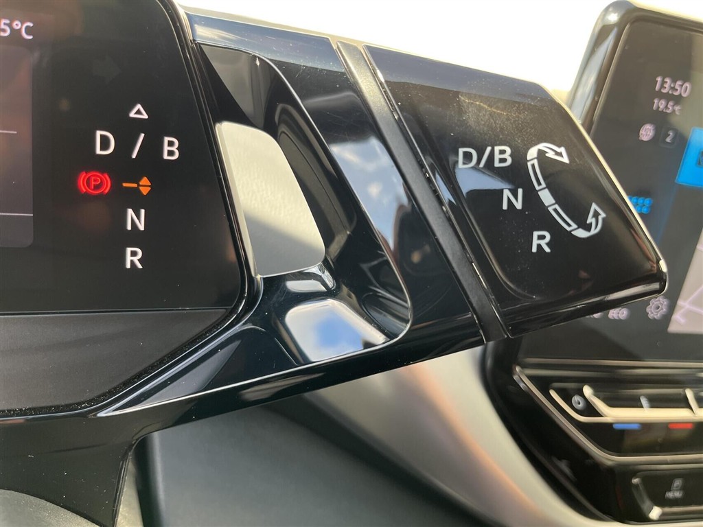 VW ID.4 EL Pro Performance 204HK 5d Aut. - Image 19