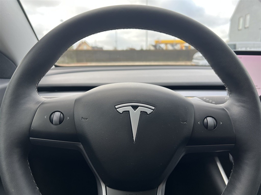 Tesla Model 3 75 kWh LR AWD 490HK Aut. - Image 11