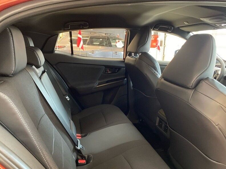 Toyota C-HR+ EL Active 224HK 5d Aut. - Image 17