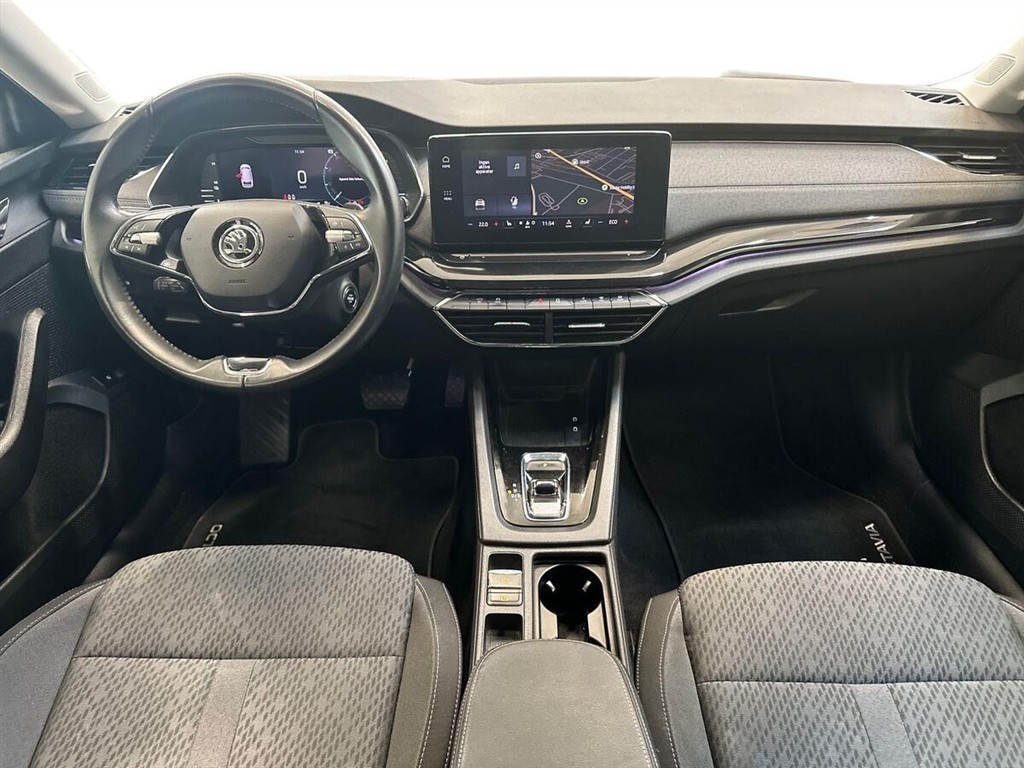 Skoda Octavia Combi 1,4 TSI Plugin-hybrid iV Plus iV DSG 204HK Stc 6g Aut. - Image 4