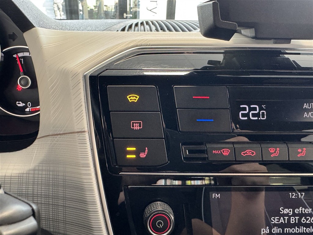 Seat Mii EL 83HK 5d Aut. - Image 17