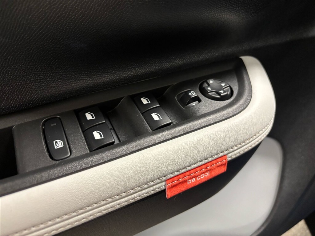 Citroën e-C3 EL Max 113HK 5d Aut. - Image 7