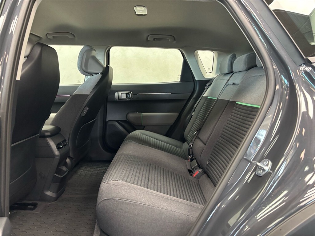 Kia EV4 Standard Range Access 204HK 5d Aut. - Image 8