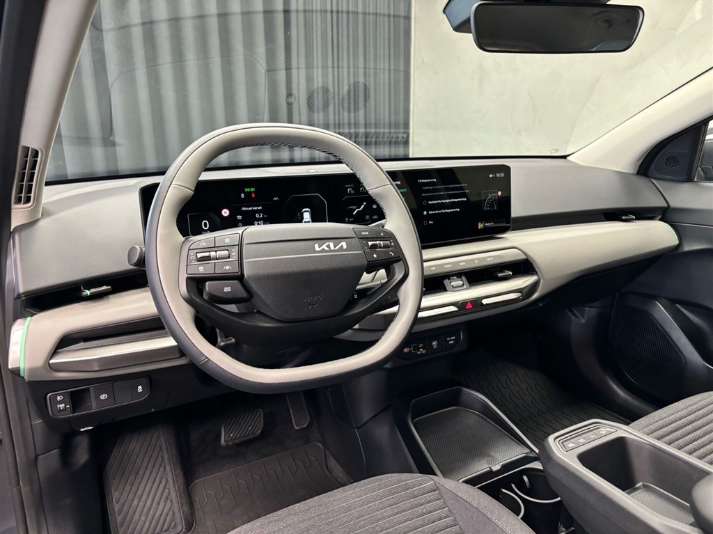 Kia EV4 Standard Range Access 204HK 5d Aut. - Image 9