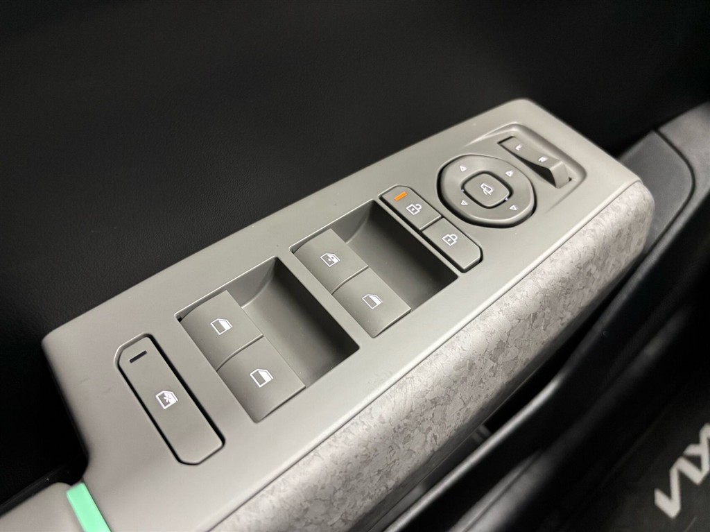 Kia EV4 Standard Range Access 204HK 5d Aut. - Image 10