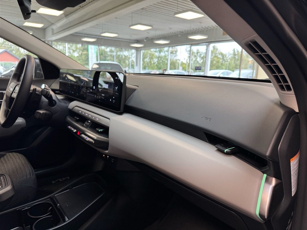 Kia EV4 Standard Range Access 204HK 5d Aut. - Image 8