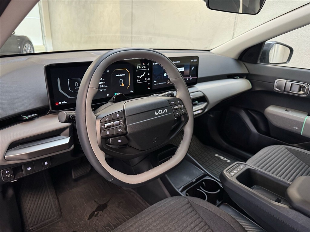 Kia EV4 Standard Range Access 204HK 5d Aut. - Image 14