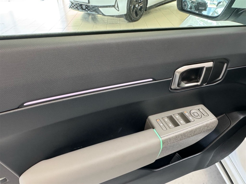 Kia EV4 Standard Range Access 204HK 5d Aut. - Image 12