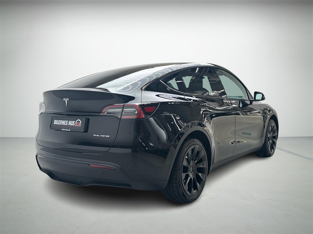 Tesla Model Y EL Long Range AWD 514HK 5d Aut. - Image 2