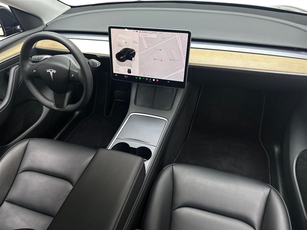 Tesla Model Y EL Long Range AWD 514HK 5d Aut. - Image 11