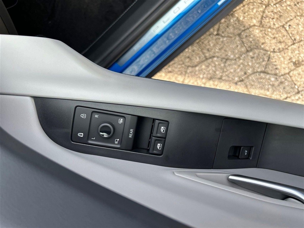 Ford Explorer EL UR Premium RWD 286HK 5d Aut. - Image 16