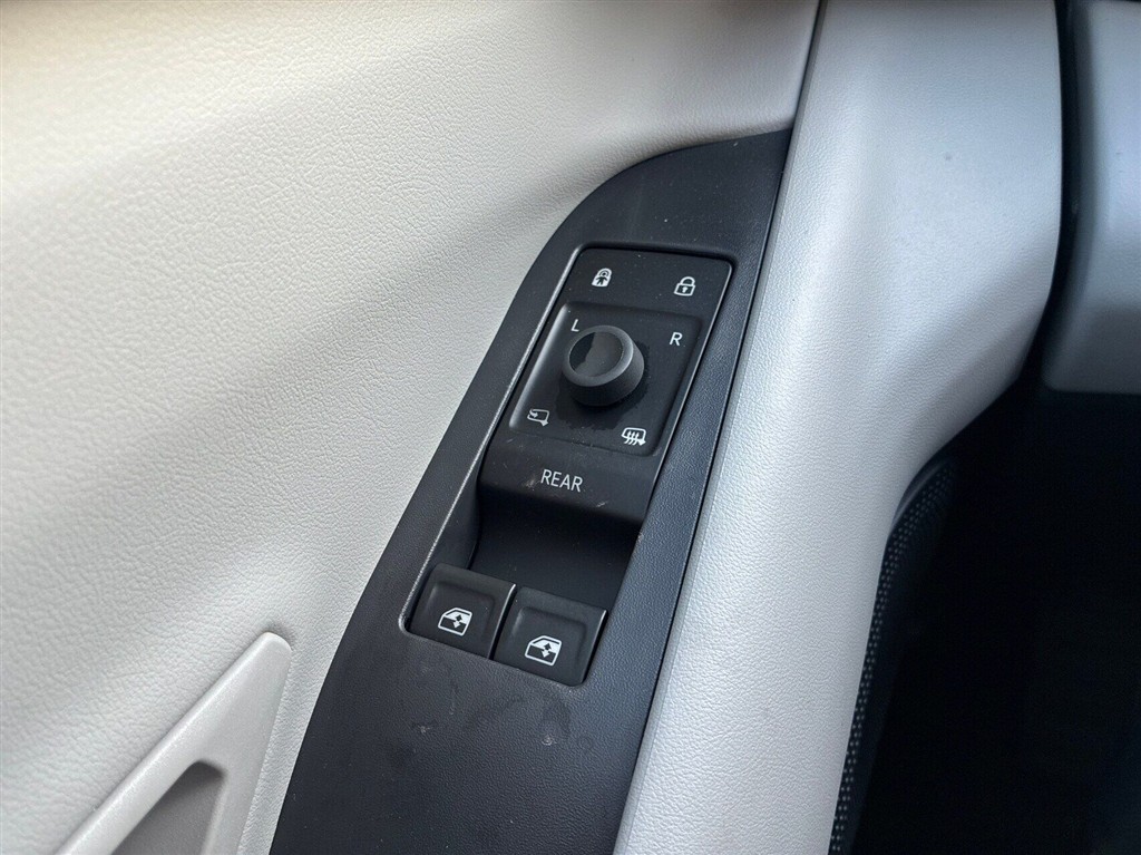 Ford Explorer EL UR Premium RWD 286HK 5d Aut. - Image 6