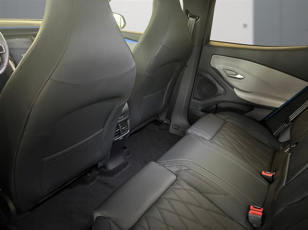 Ford Explorer EL UR Premium RWD 286HK 5d Aut. - Image 10